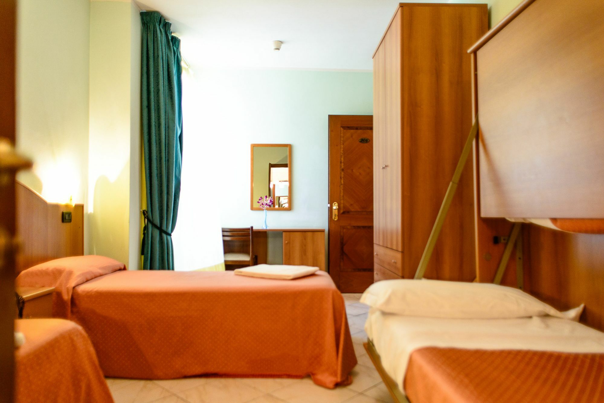 וירג'יו Hotel Villa Adriana מראה חיצוני תמונה